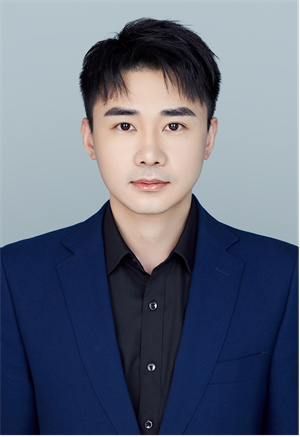 王哲（男）<br>辽宁博雅律师事务所律师，辽宁省劳动人事争议研究会副秘书长
