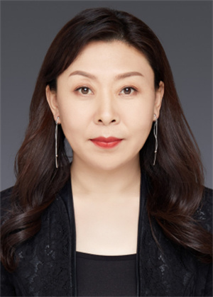 黄晓行（女）<br>北京德恒（沈阳）律师事务所主任、一级律师、辽宁省劳动人事争议研究会副会长兼秘书长