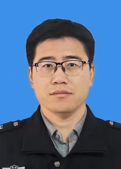 刘建兴(图1)